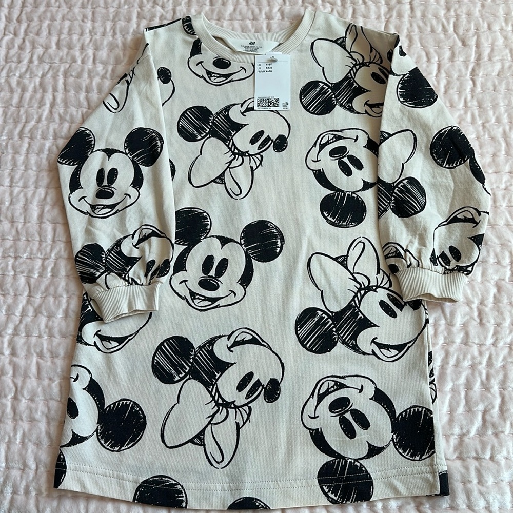 Adorable New with tags Dress. Size 5T-6.